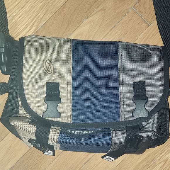 LIKE NEW TIMBUK2 BAG VINTAGE EXCELLENT CONDITION SMOKE FREE ENVIRONMENT BLUE - Picture 15 of 16
